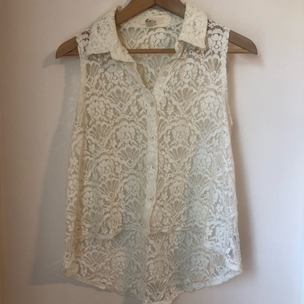 White lace button-up tank | XXI size medium